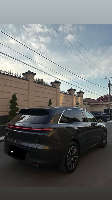 jac refine l6 max: Lixiang L6: 2024 г., 1.5 л, Автомат, Гибрид, Кроссовер — 4