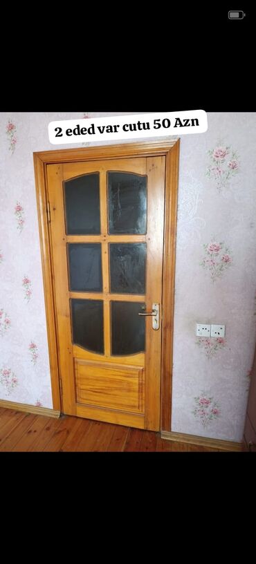 Otaq qapıları: 2 eded qapi çərçivəsi zamoku nalicniki hər şeyi var 2 sı birlikde 50