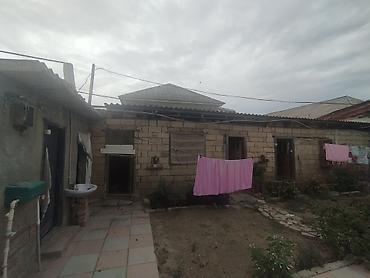 ismayıllı torpaq satışı: Həyətyanı sahəsi olan yaşayış evi - Darvazalı, hasarlı torpaq sahəsi; — 2
