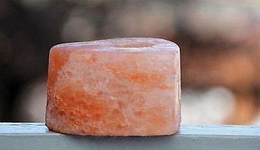 Sveće i svećnjaci: Masivni svećnjak od RUŽIČASTOG KAMENA u obliku Srca. Vintage, izuzetno — 2