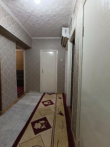 Продажа квартир: 3 комнаты, 70 м², 1 этаж — 14