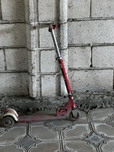 Самокаттар: Самокат, Шаар ичинде тебүү үчүн
