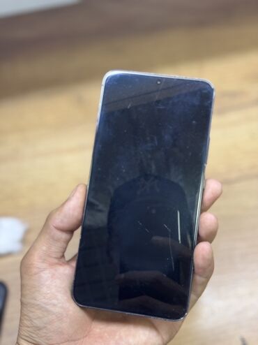 андройт телефон: Samsung Galaxy S22 Plus, Б/у, 128 ГБ, цвет - Серый, 2 SIM