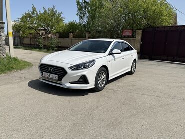теле 2: Hyundai Sonata: 2017 г., 2 л, Типтроник, Газ, Седан