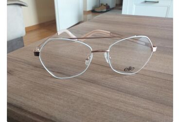 Naočare: Okvir za naočare, nov, staklo fabricko, slanje CC paketa, ili post