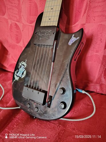 Gitare: Original svetski poznati jedinstveni brend za (elektricnu kompjutersku — 6