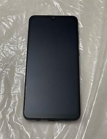 xiaomi mi 8 lite: Samsung Galaxy A70, 128 GB, Barmaq izi, Sensor, İki sim kartlı — 1