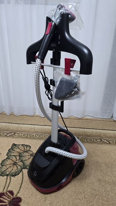 паравой шкаф: Отпариватель Rowenta, Напольный, 1,5 л, Долив воды в процессе глажки at lalafo.kg паравой шкаф: Отпариватель Rowenta, Напольный, 1,5 л, Долив воды в процессе глажки