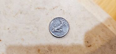 Sikkələr: Kolleksiya üçün köhnə sikkələr və medalion asqısı - — 4