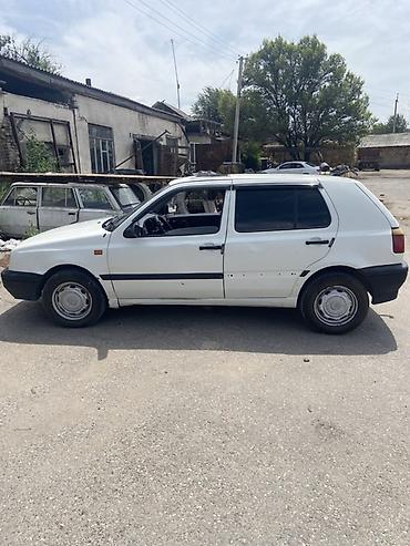Volkswagen Golf: 1994 г., Хэтчбэк — 6