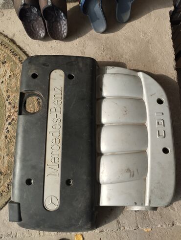 крышка двигателя: Продаю моторный крышки от Mersedes w211 2.2cdi В хорошем состоянии