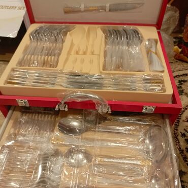 Çəngəllər: Çamadan çəngəl bıçaq dəsti 86 predmetidir. yenidir. İşlənməyib — 2