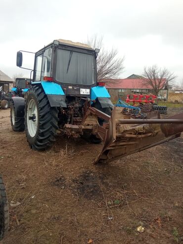 belarus 82 1: Traktor Belarus (MTZ) 1221, 2012 il, 150 at gücü, motor 8 l, İşlənmiş