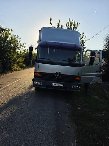 mercedes sprinter van: Mercedes-Benz yük maşını – tentli/qutu tipli furqon Xüsusiyyətlər: - — 4