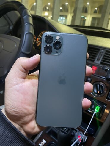 Apple iPhone: IPhone 11 Pro, Б/у, 256 ГБ, Alpine Green, Чехол, Кабель, Коробка, 81 %