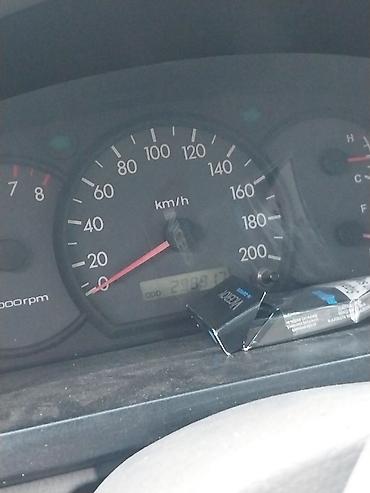hyundai i30 запчасти: Kia Rio universali (station wagon), gümüşü rəng. - Kuzov: 5 qapılı — 8