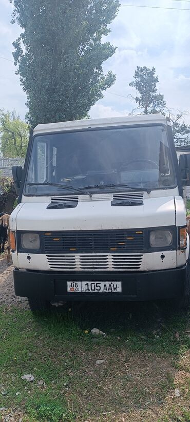 сапок дубл: Mercedes-Benz : 1992 г., 3 л, Механика, Дизель, Жол тандабас