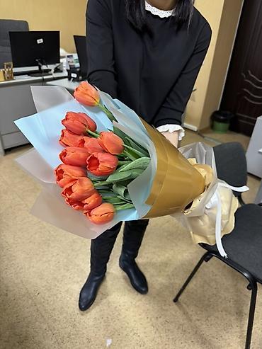 Букеты из живых цветов: Тюльпаны срезанные и на луковице - Сорта и окраски: белые, розовые — 5