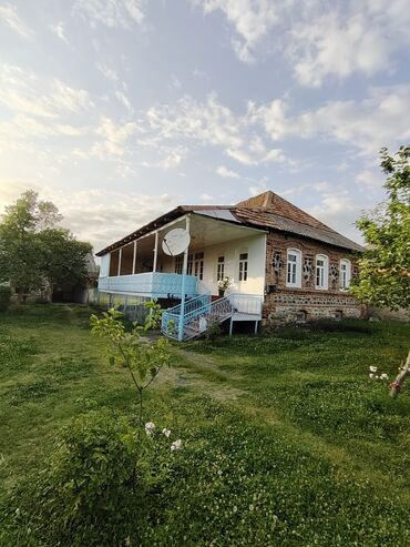 Tavalar: 4 otaqlı, 8700 kv. m, Kredit yoxdur, Orta təmir