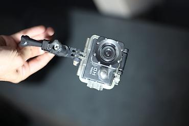 go pro 12: HD 1080p Aksiyon Kamerası + Suya davamlı qoruyucu korpus və montaj — 3