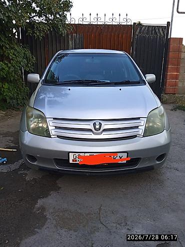 Toyota Ist: 2003 г., 1.3 л, Автомат, Бензин, Хэтчбэк — 2