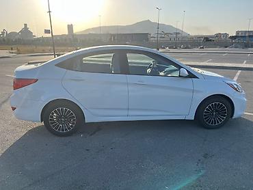 volkswagen passat 1: Hyundai Accent: 1.6 л | 2017 г. Седан — 7