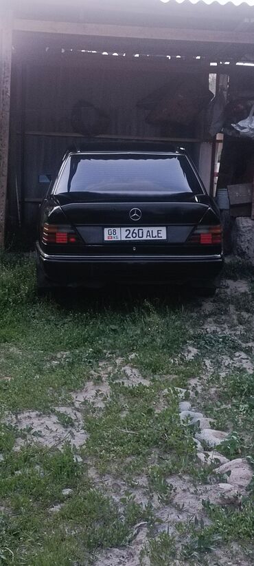 автома: Mercedes-Benz W124: 1990 г., 2 л, Механика, Дизель, Седан