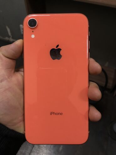 Apple iPhone: IPhone Xr, Б/у, 128 ГБ, Коралловый, Защитное стекло, Чехол, 79 %