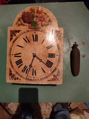stari sat: Zidni sat, Upotrebljenо