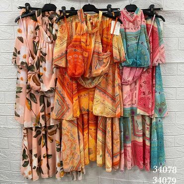 krema za lice sa retinolom i vitaminom c: Aros, Floral, Single-colored, Print, color - Multicolored