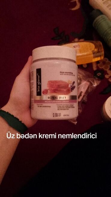 Ətriyyat: SATILIR HAMİSİ İSTEYEN OLSA YAZSİN Bir neçə ətir seçimi: - TEONA Eau -da lalafo.az — 13 Ətriyyat: SATILIR HAMİSİ İSTEYEN OLSA YAZSİN Bir neçə ətir seçimi: - TEONA Eau — 13
