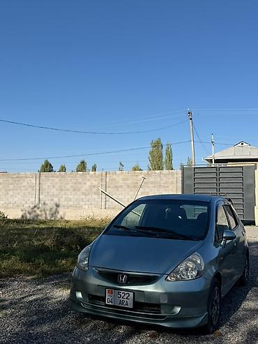 roewe ei5: Honda Fit: 2002 г., 1.3 л, Механика, Бензин, Хэтчбэк — 7