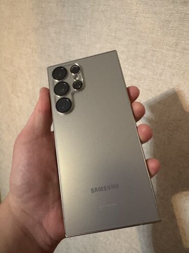 раскладные кнопочные телефоны: Samsung Galaxy S24 Ultra, Колдонулган, 512 ГБ, түсү - Күмүш, 1 SIM, eSIM
