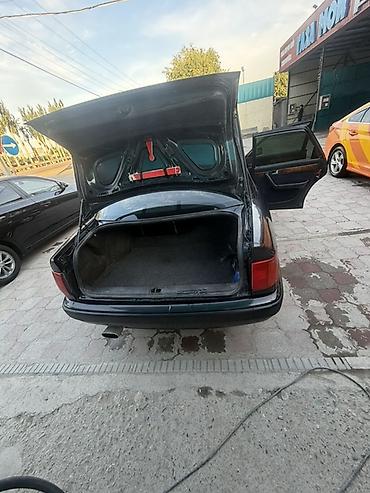 e34 4 4: Audi 100: 1992 г., Механика, Бензин, Седан — 3