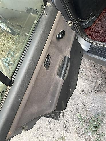 e 302: BMW 3 series: 1994 г., 1.6 л, Механика, Бензин, Седан — 8