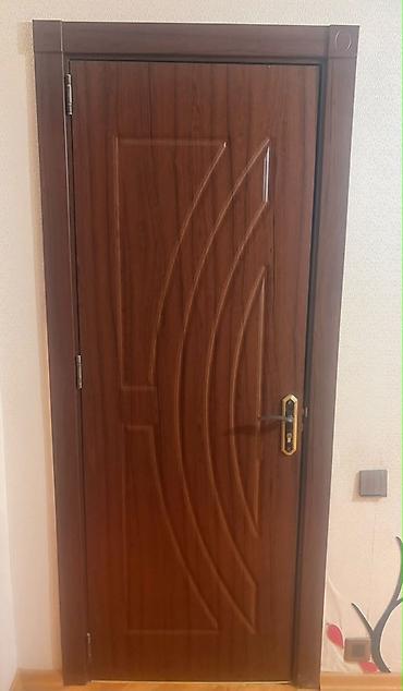tek matraslar: Daxili qapı – tünd qəhvəyi ağac naxışlı, şüşəli model - Material — 5