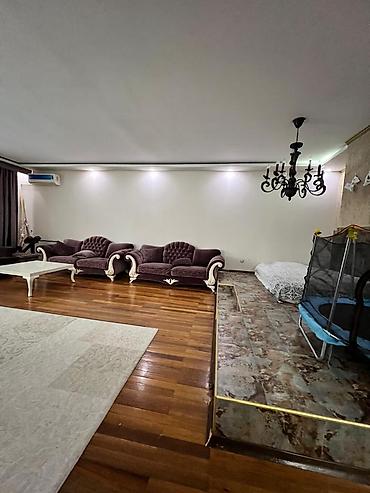 пентх: 4 комнаты, 190 м², Ала-Арча ТРЦ 9 этаж, Старый ремонт — 2