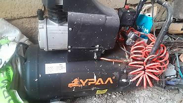 limon sam agaci: URAL markalı hava kompressoru - Qab həcmi: 50 litr (üstündəki lövhədə — 2