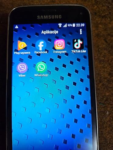 Samsung: Samsung Galaxy S5 Mini – kompaktan Android telefon sa Super AMOLED — 5