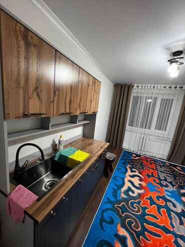 квартира бактуу долоноту: 1 бөлмө, 14 кв. м, 3 кабат, Евроремонт