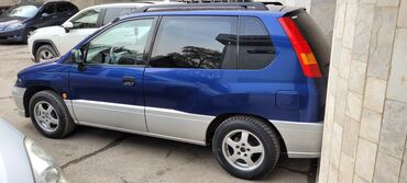 Mitsubishi: Mitsubishi Space Runner: 2001 г., 2 л, Механика, Бензин, Минивэн — 1