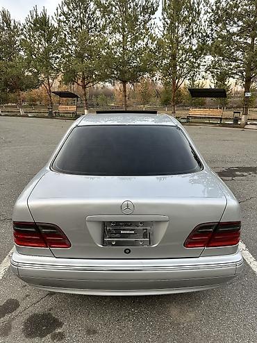 Mercedes-Benz: Mercedes-Benz E-Class: 2001 г., 4.3 л, Автомат, Бензин, Седан — 10