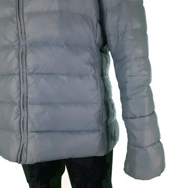 Zimske jakne: Benetton, L, Jednobojni, Sa postavom na lalafo.rs — 6 Zimske jakne: Benetton, L, Jednobojni, Sa postavom — 6