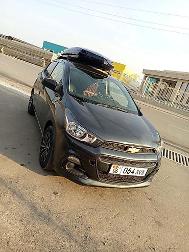 аварийная внедорожник: Chevrolet Spark: 2017 г., Автомат, Хэтчбэк — 1