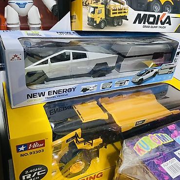 Другие игровые комплексы: Набор игрушек и электроники: 1) Радиоуправляемая модель легкового — 4