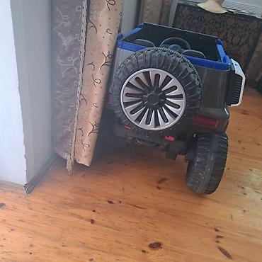 Uşaq dünyası: Uşaq üçün elektrikli miniatür jeep tipli maşın - Brend üslubu — 6