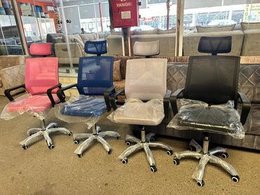 Sifarişlə divanlar: Ofis kreslosu 140 AZN çatddirilma pulsuz seher içi