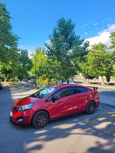 Kia: Kia Rio: 1.4 l | 2014 il Sedan — 2