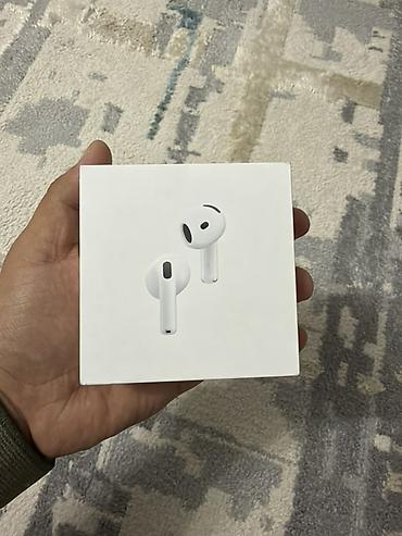 Apple AirPods 5 с беспроводным зарядным кейсом - Модель: MKFT4ZP/A -