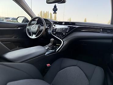 без первоначального: Toyota Camry: 2020 г., 2.5 л, Вариатор, Гибрид, Седан — 7